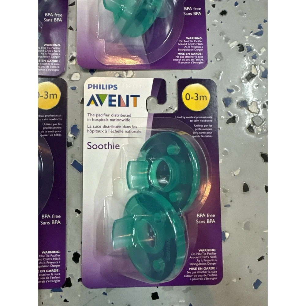 NEW‎ LOT 8 Count Philips Avent Soothie 0-3m NICU Pacifiers BPA Free Green Baby